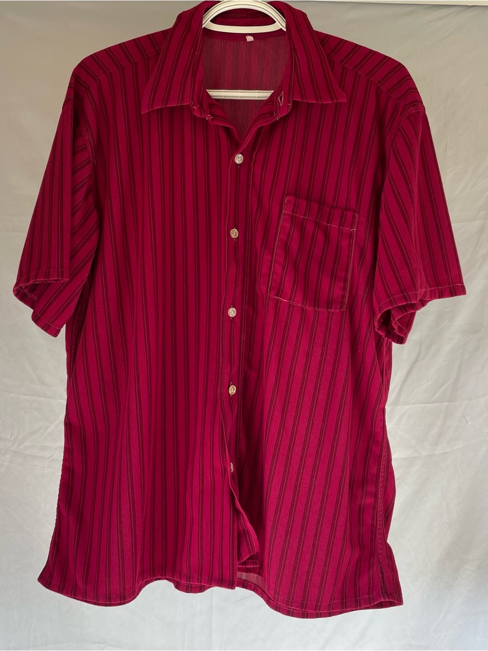 Retro 90’s Large Men’s Short Sleeve Button Down Shirt